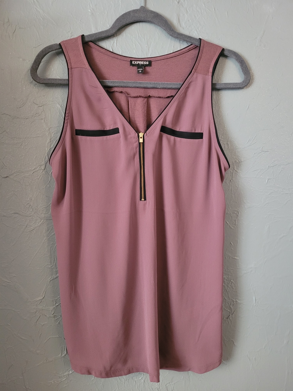 Express Mauve Zip Neck Sleeveless Tank Top Blouse M
